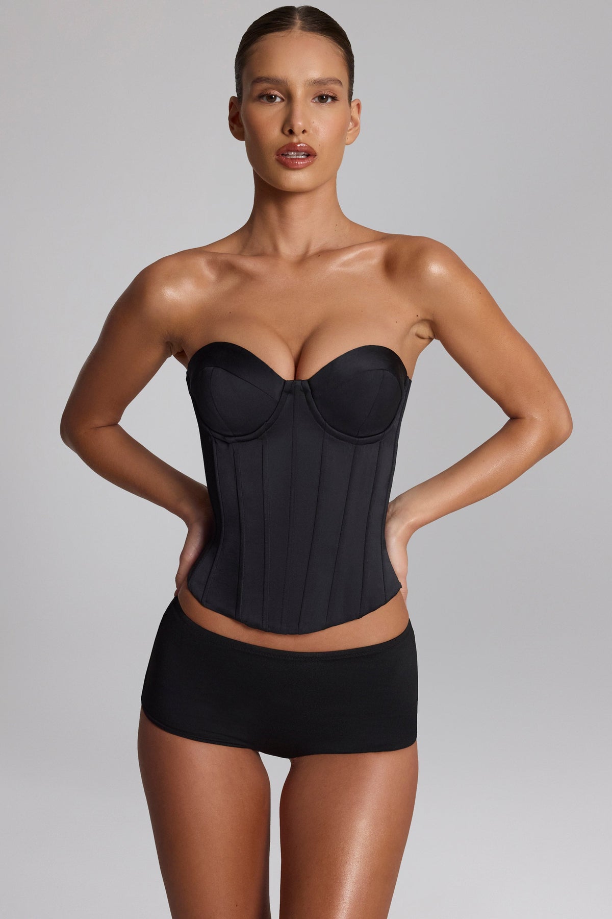 Slinky Jersey Low-Rise Hot Pants in Black