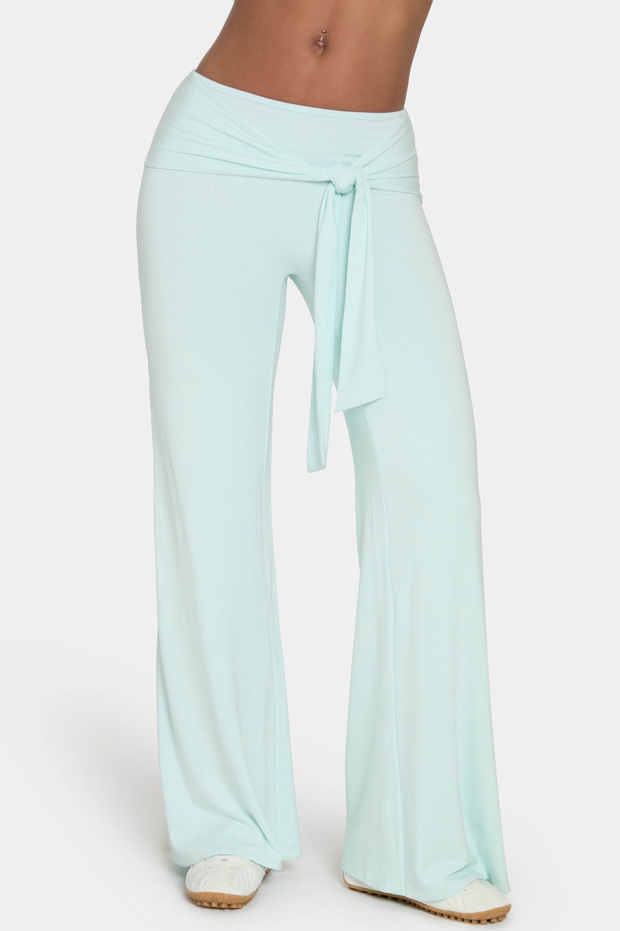 ButterCloud™ Tie-Waist Wide-Leg Trousers in Peppermint