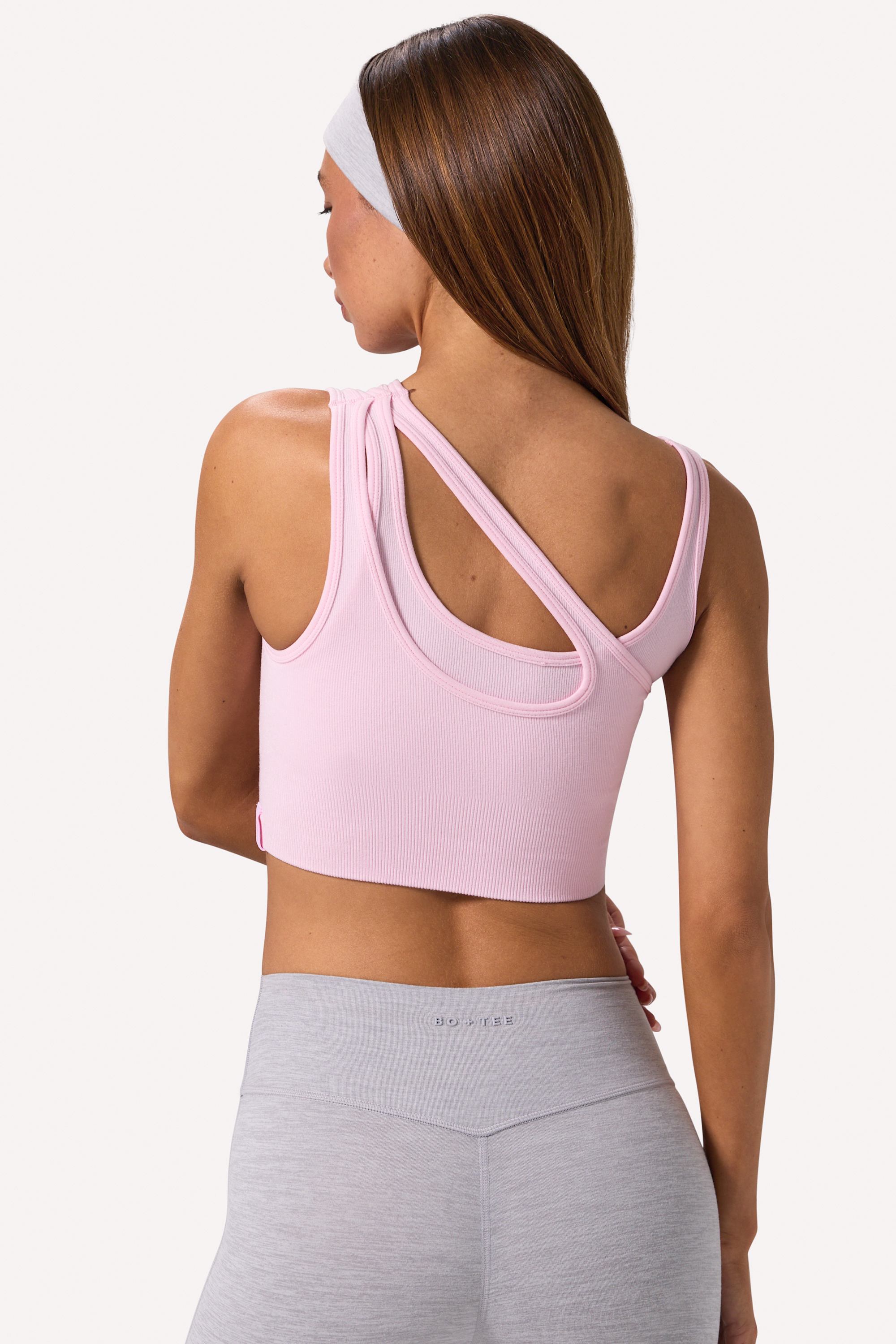 Seamless Soft Rib Asymmetric Sports Bra in Powder Pink