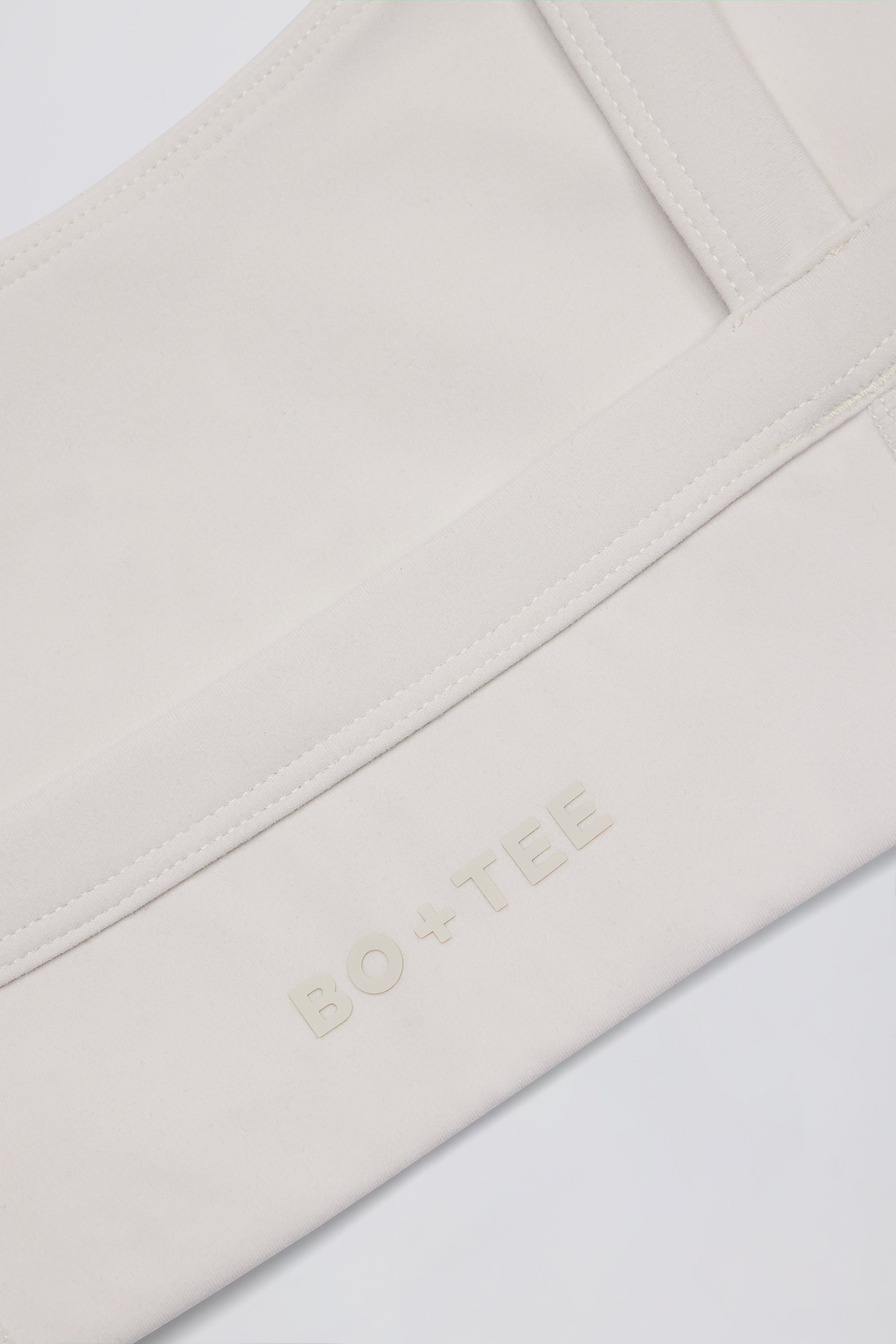 Soft Active Seam-Detail Sports Bra in Oat