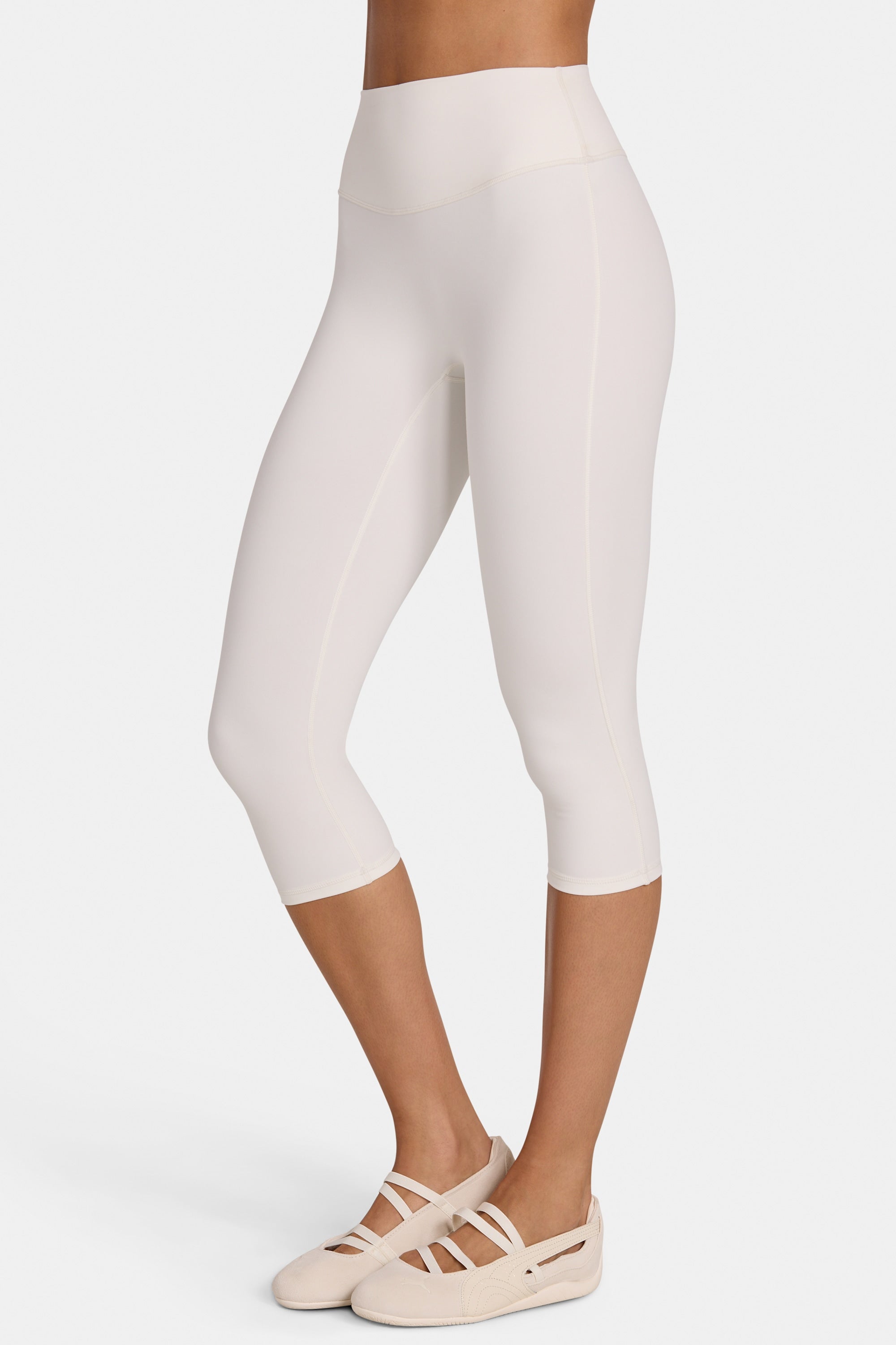 Soft Active Capri Leggings in Coconut
